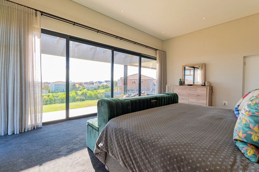 4 Bedroom Property for Sale in Myburgh Park Western Cape